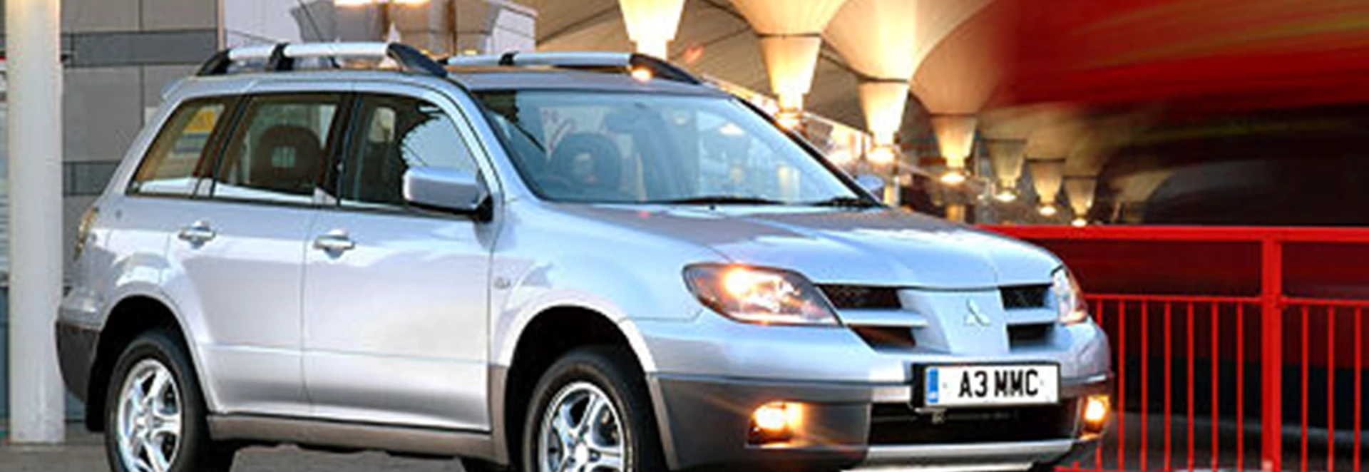 Mitsubishi Outlander 2.4 Equippe (2004)